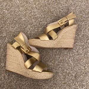 Michael Kira Gold Wedges Size 7.5